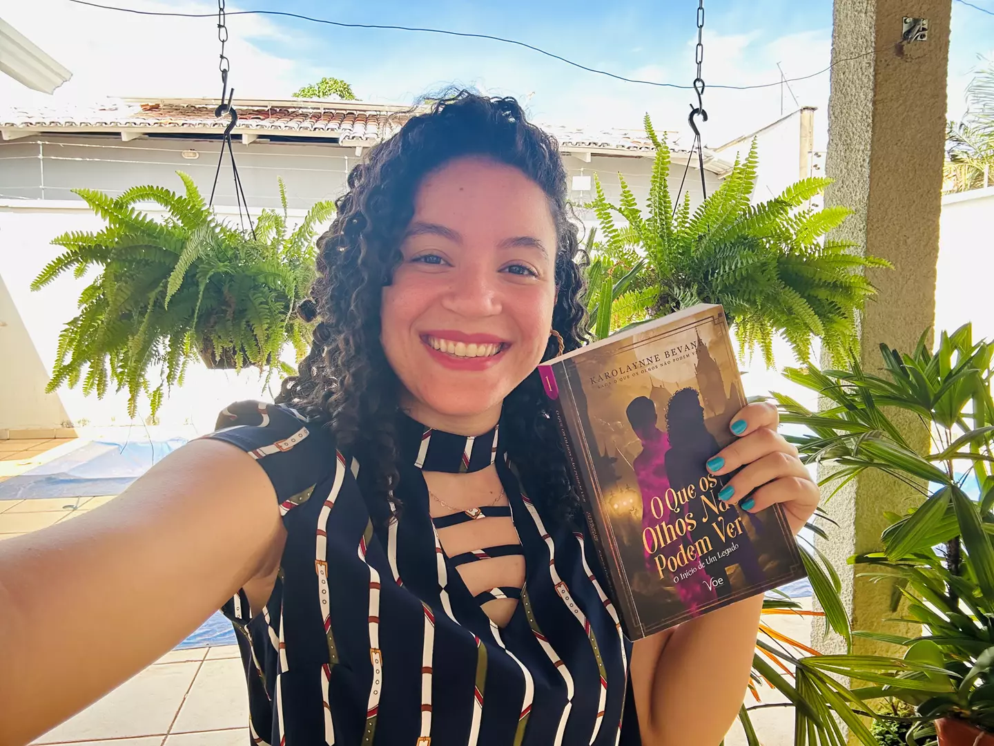 KAROLAYNNE BEVANE - A nova voz da fantasia no Brasil com 